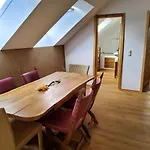 Apartamento Strohballenhaus