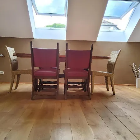 Apartamento Strohballenhaus *